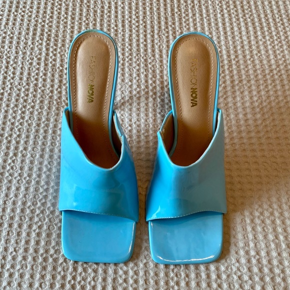 Fun Heels - Picture 2 of 4